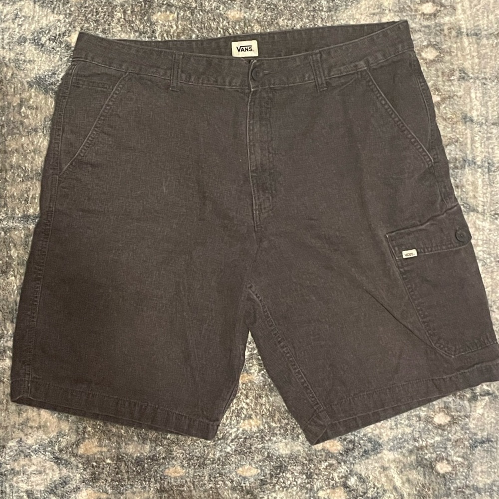 Men’s Vans cargo shorts